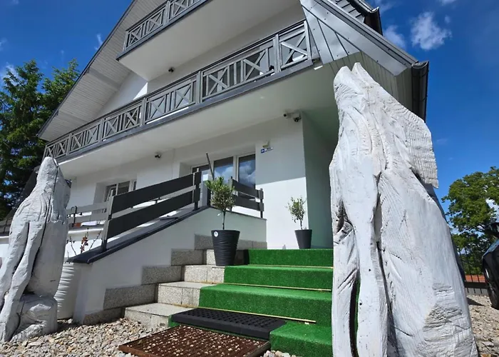 招待所 Snow Queen